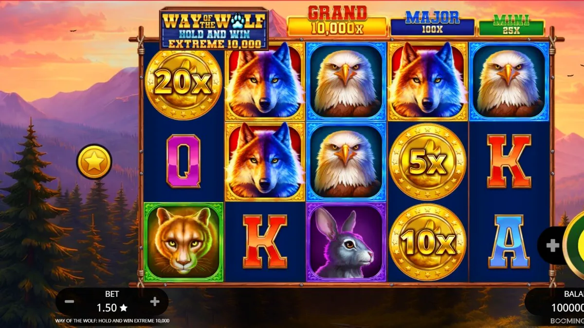 Pemandangan hutan malam yang berkabut dengan simbol serigala dalam slot Way of the Wolf Hold and Win Extreme 10,000